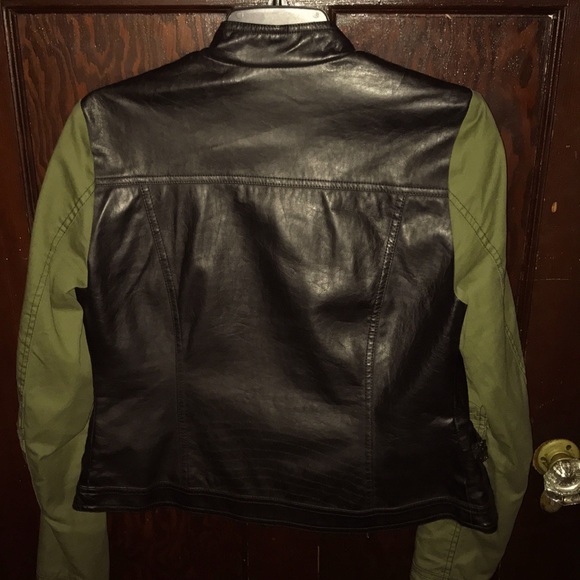 Jacket - Picture 2 of 3